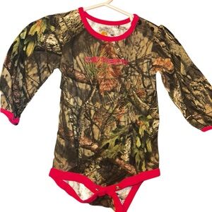 Infant Carhartt girls camo realtree long sleeve 9 months